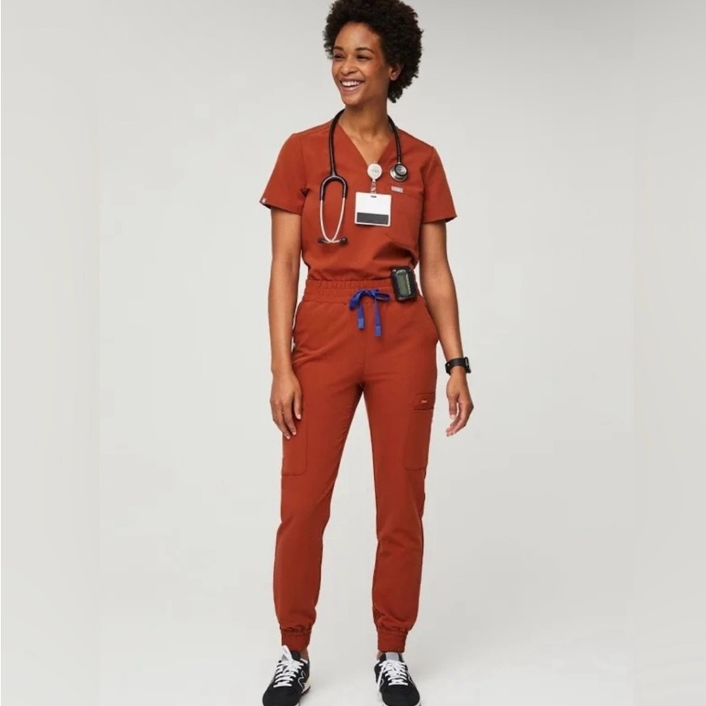 Women’s Figs Auburn Set Large